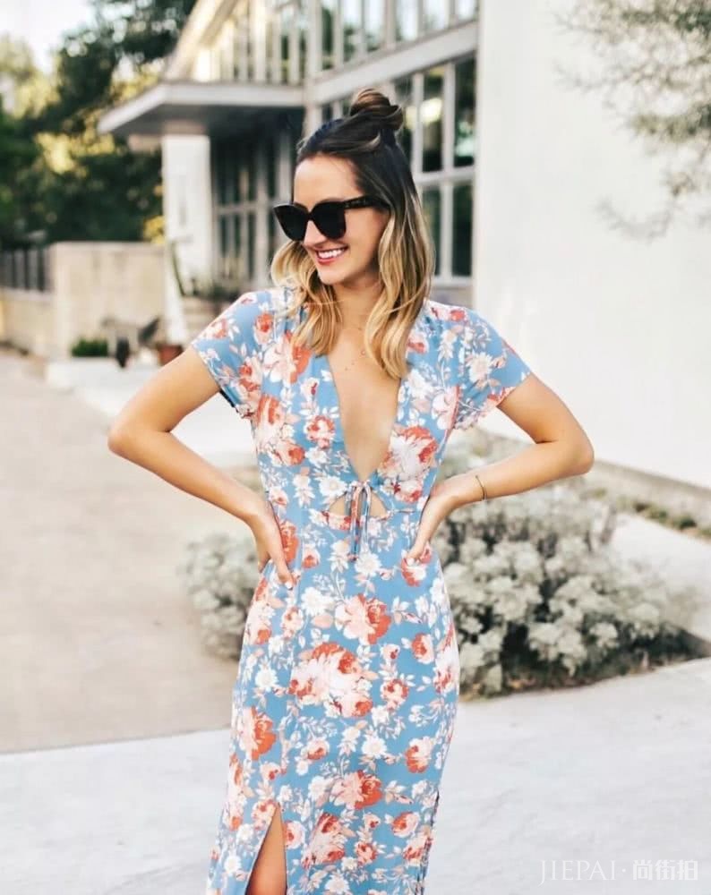 道姑头在2018年又回来了？女明星们已经都扎起来了