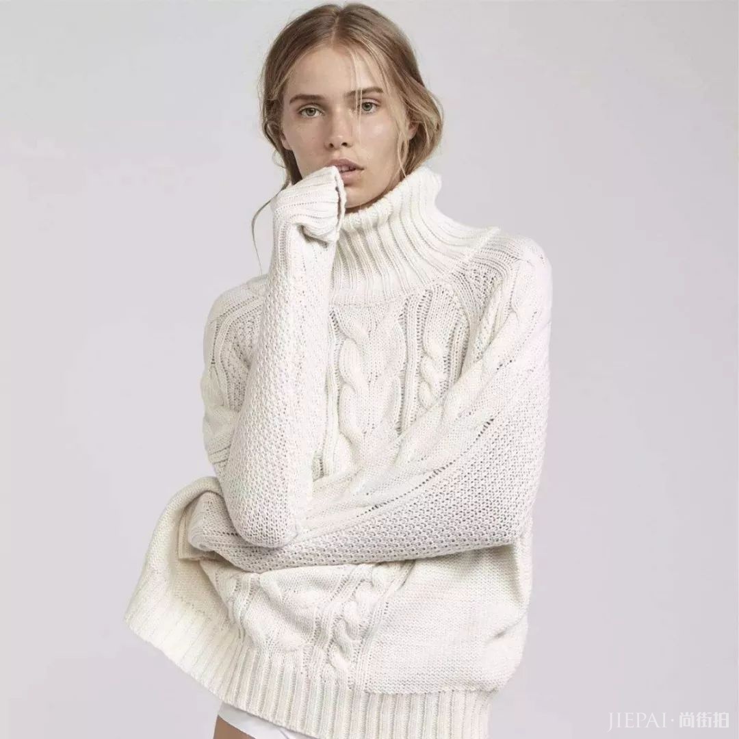 高领毛衣+小心机，成为你的福音
