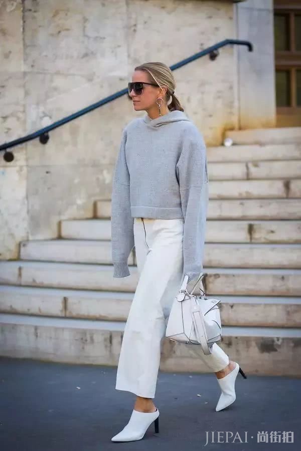 小白鞋还穿不腻吗?现在它才是新一代鞋王