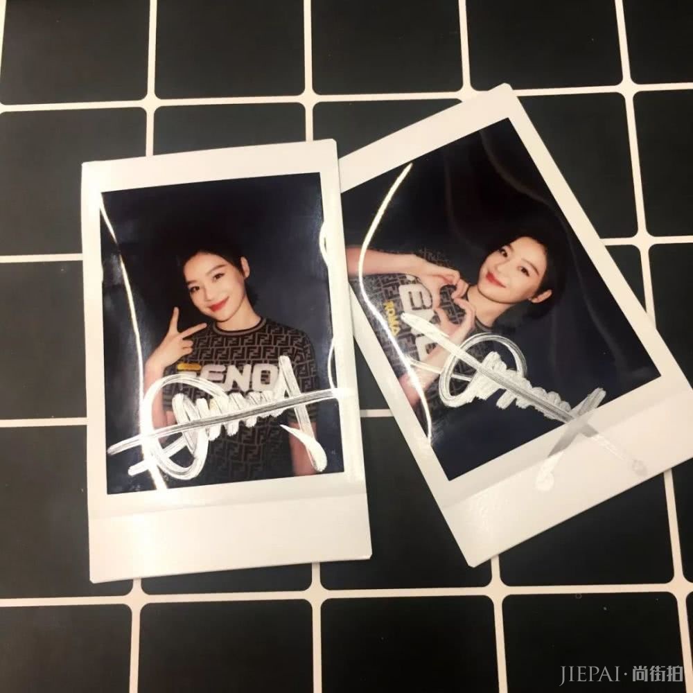 袁姗姗来“踢馆”！百变时髦的她难道不是稳赢？