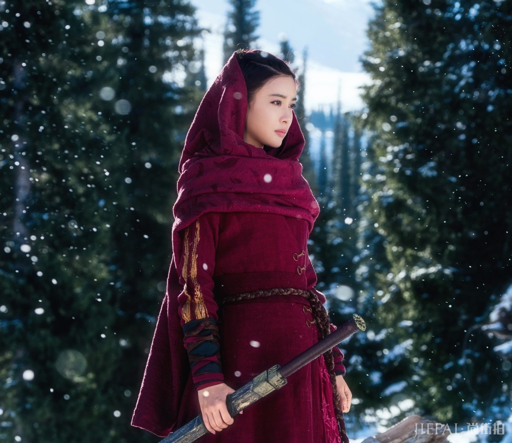 孟子义《将夜》里扮叶红鱼美丽动人,换现代装更显清纯俏皮