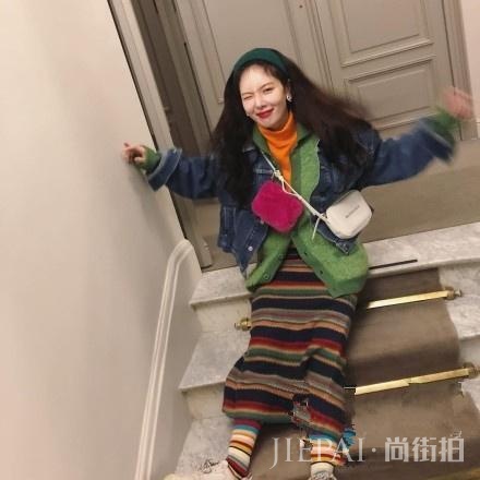 圣诞节来了？约会穿搭一定要学明星来点红配点绿才行！