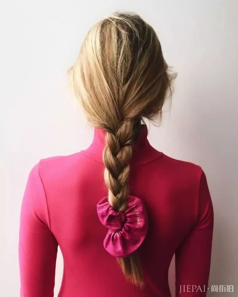 时尚圈太膨胀了吧 小时候1块钱的发圈现在卖到1000 凭什么