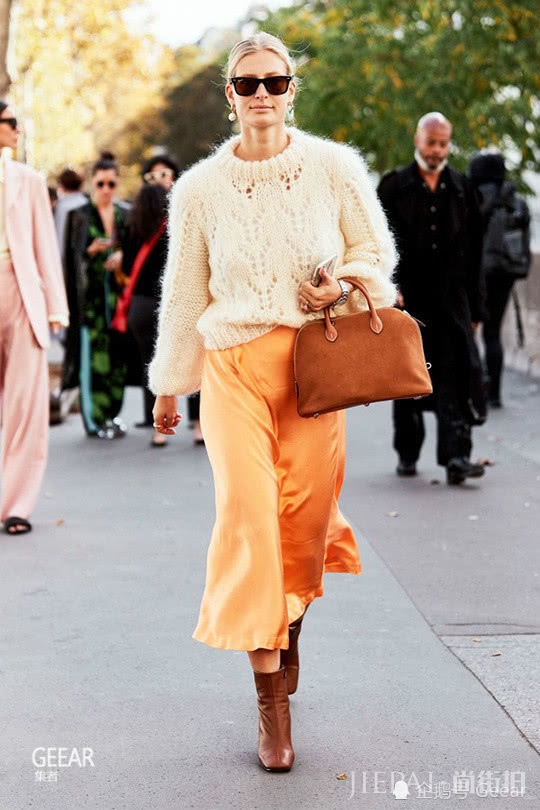 法式风格街拍带给你满满穿搭灵感 这样穿才叫优雅