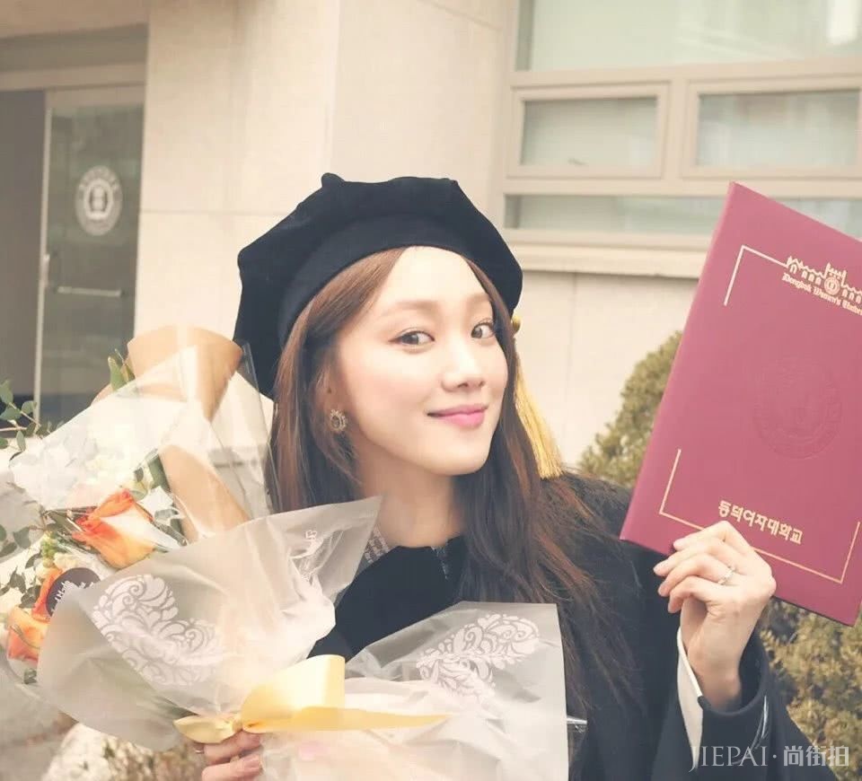 平价凹造型神器-贝雷帽,怎么搭配都好看!