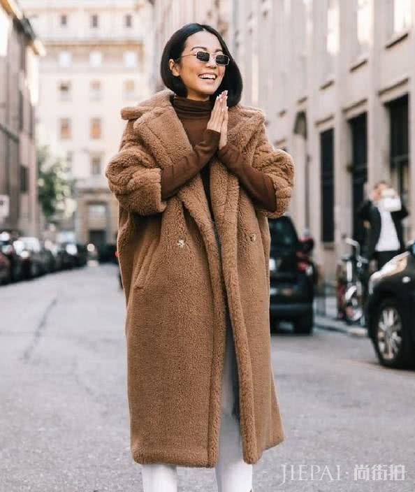 泰迪熊外套时髦又保暖，保你成为整条街最靓的仔