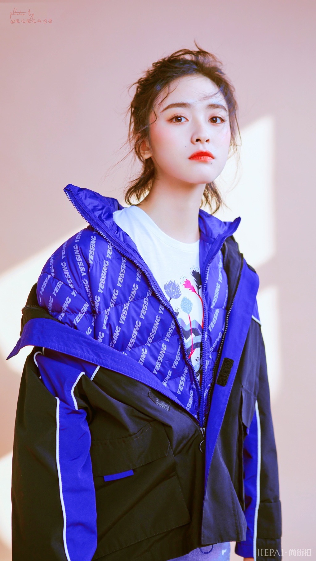 沈月扎哪吒丸子头发型，精灵可爱又时尚