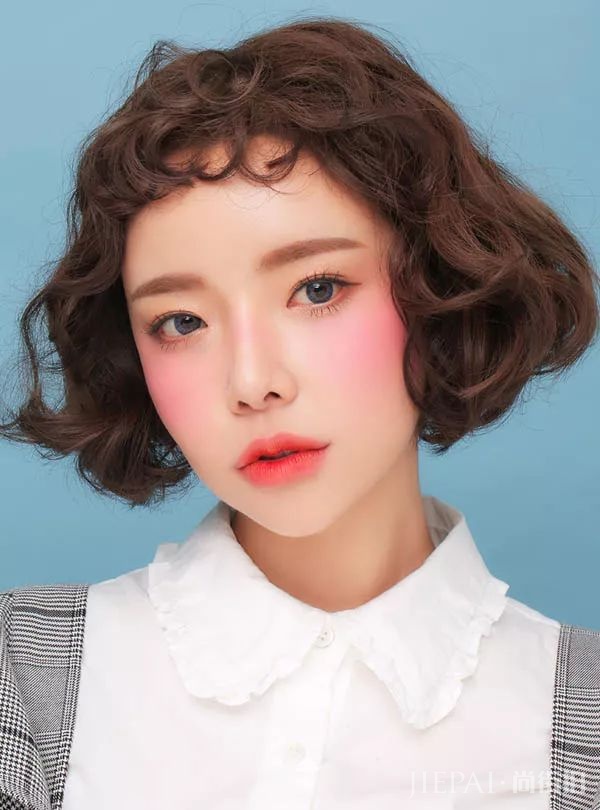 打败空气刘海 ，这款发型谁剪谁美~