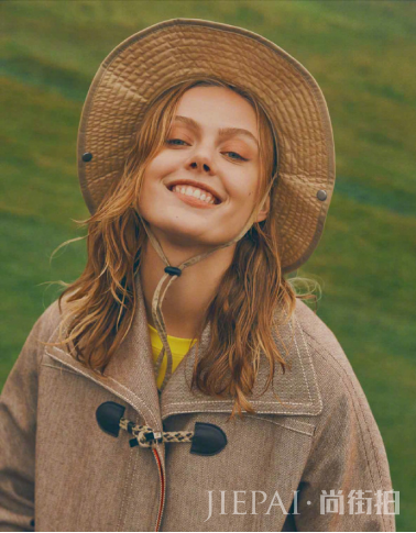 她曾是维密天使在辉煌时期选择结婚!