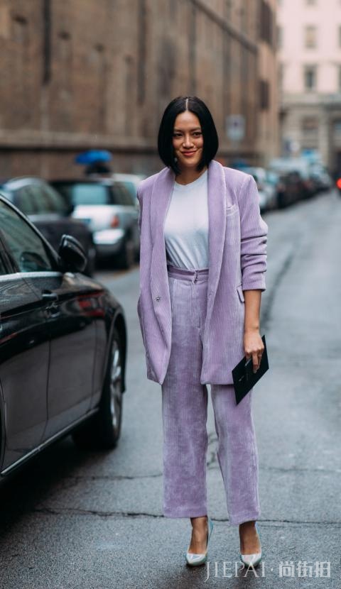 灯芯绒裤子配什么鞋 恨天高or运动风怎么选