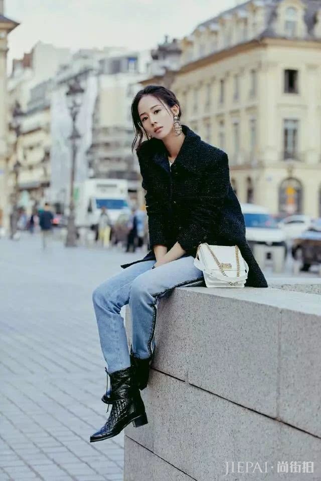 张钧甯圆领卫衣搭配小黑裤,不仅好看还超有女人味