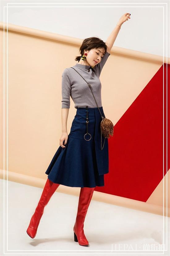 吴昕现身机场一身穿搭可谓是非常的保暖了