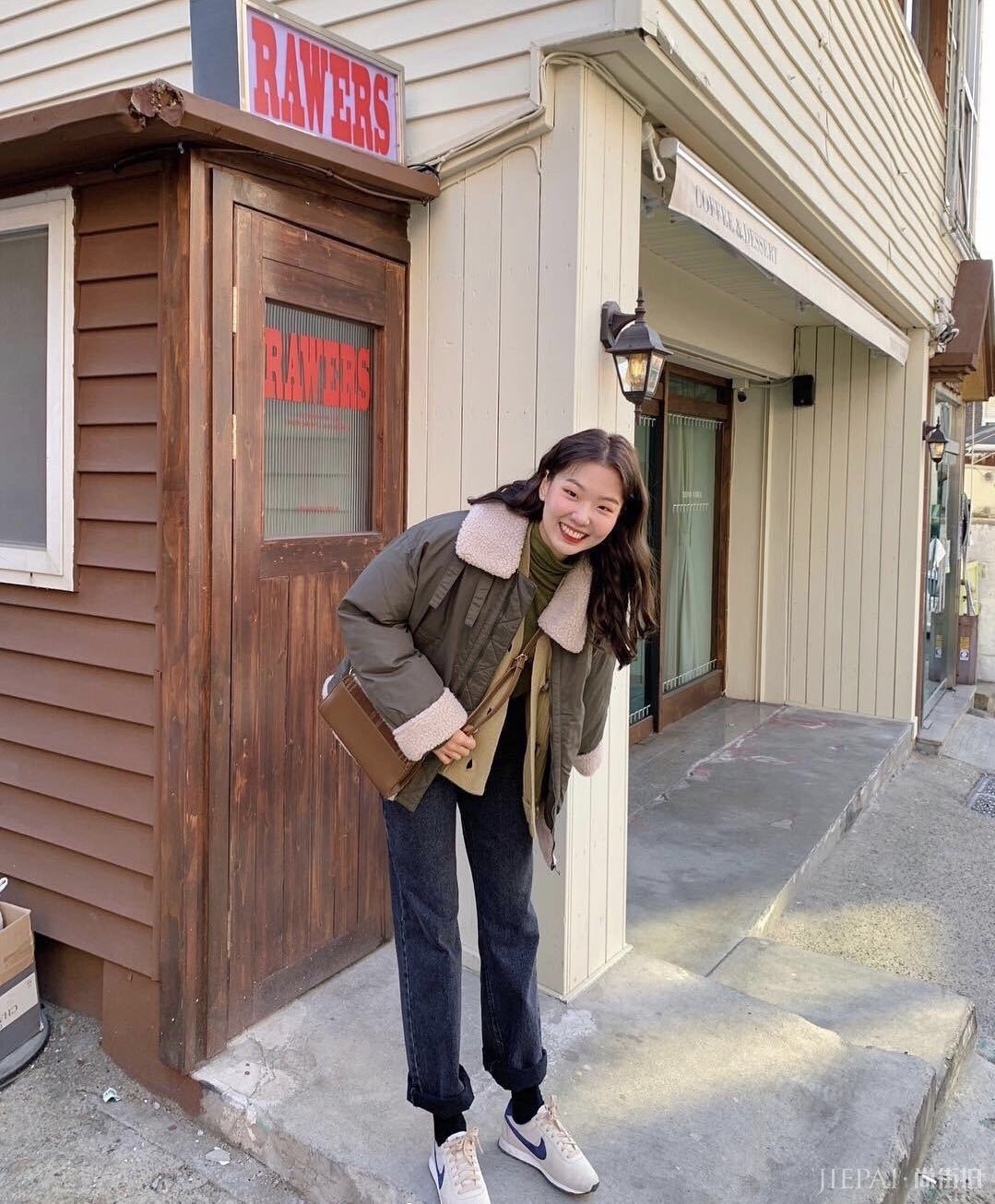 韩国妹子显瘦保暖的10款冬季棉服穿搭!