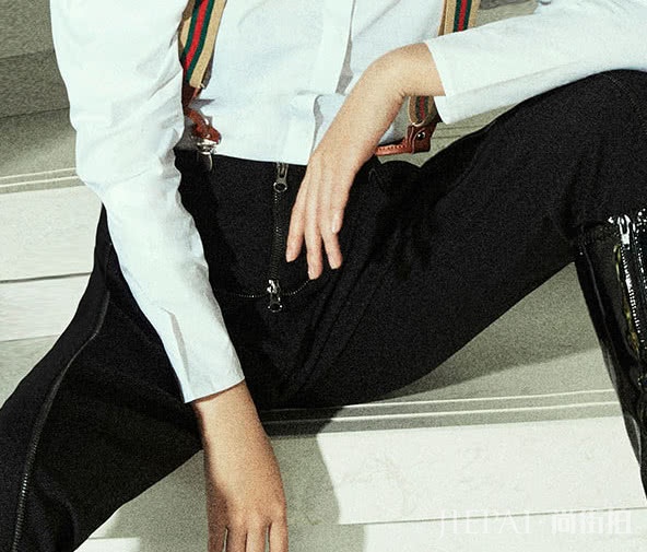 《红楼梦》的林黛玉，长裤高筒靴却穿得霸气侧漏