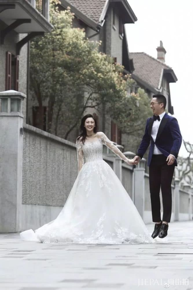 张雨绮大女人唇色帮你hold住人设不会崩塌?