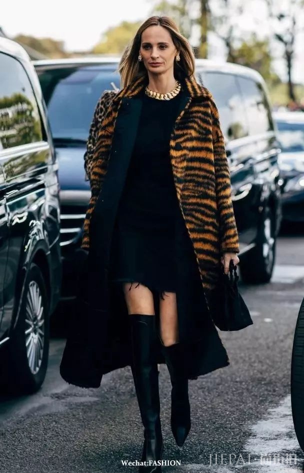 豹纹也能穿出优雅，做2019的时尚赢家！