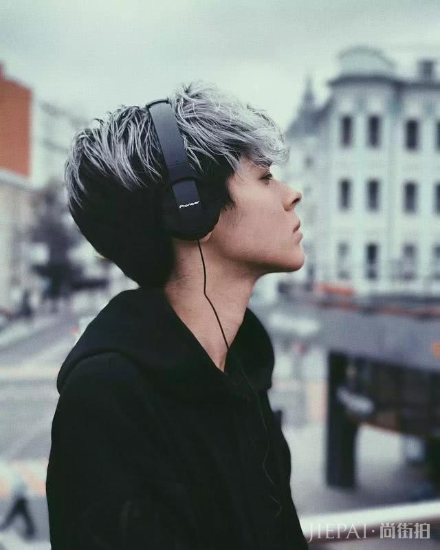 一登场就让所有人尖叫的00后，连吴青峰都感到压力！