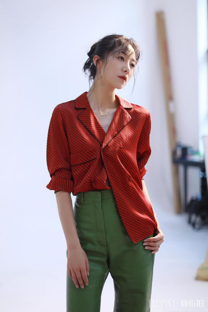 韩雪又美出新高度！一般人不敢这样穿