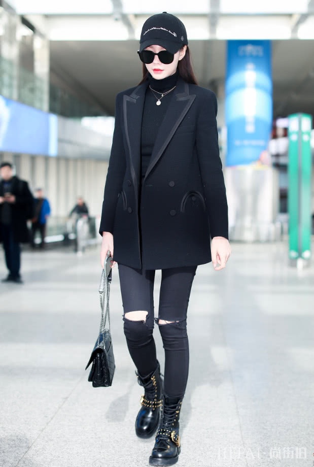 沈梦辰针织衫宽一点穿出来清纯范,穿搭太美了!