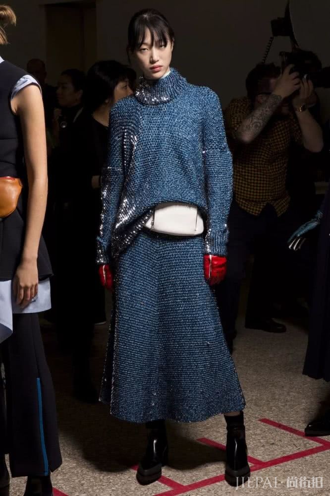 这三条连衣裙,脱下外套你就是仙女