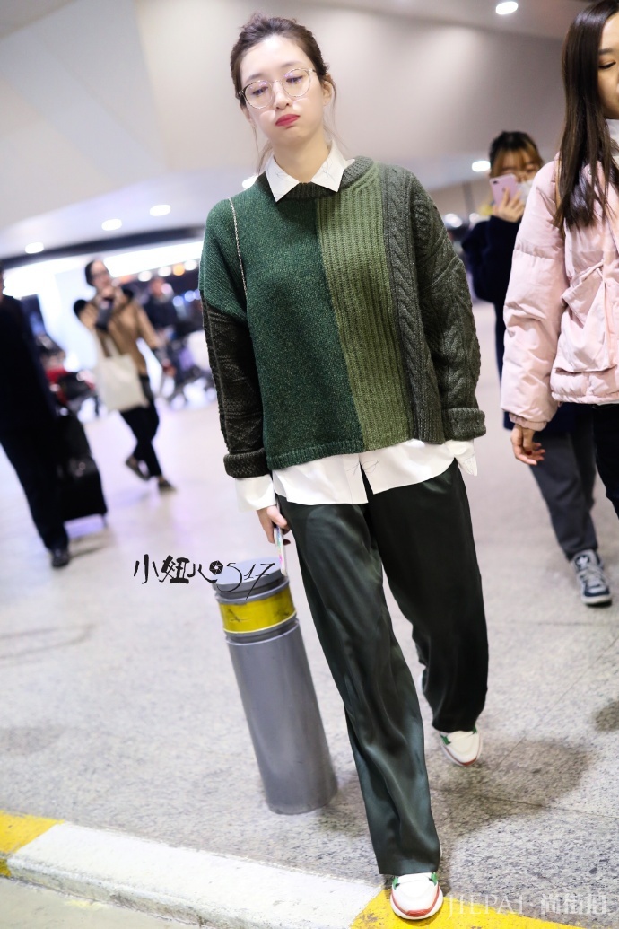 江疏影淑女感十足的新发型抢了风头