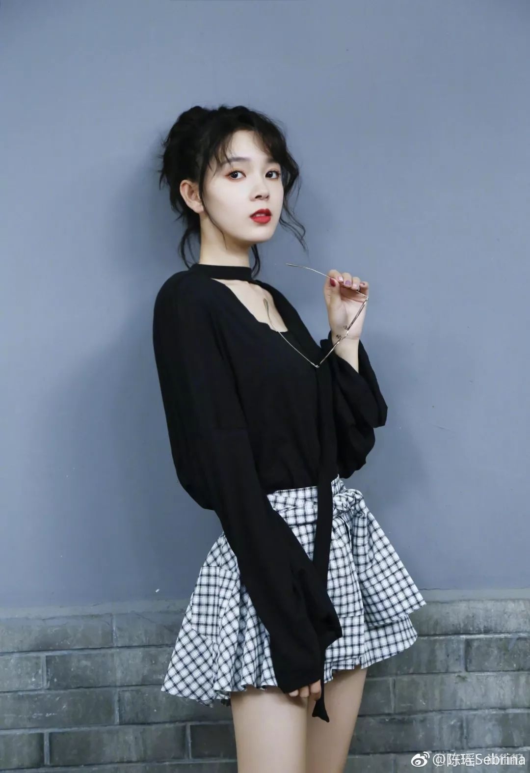 陈瑶的天鹅颈美到让人羡慕！