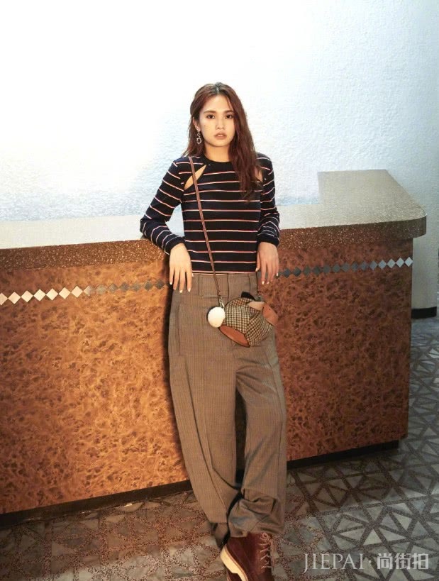 杨丞琳剪个齐刘海,是“甜心小姐”没错了!