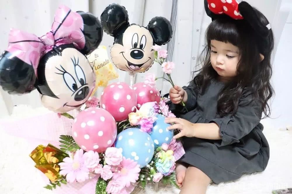 日本2岁博主仅半年Ins就圈粉无数，因为长的太可爱啦！