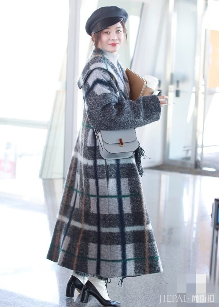 袁姗姗的“刘海裤”正在流行,炫出时尚感全靠它!