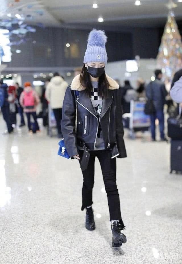 吴谨言扎起“小揪揪”发型瞬间减龄10岁,真会打扮自己!