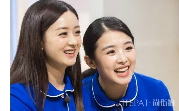 张含韵圆领变长脸,给人换脸既视感