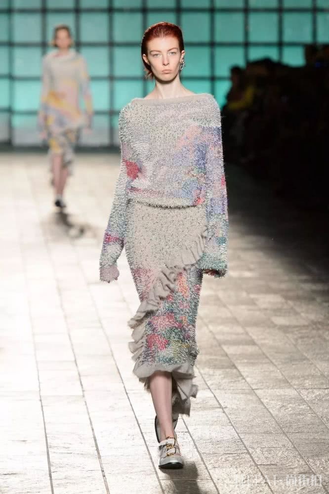 这三条连衣裙,脱下外套你就是仙女