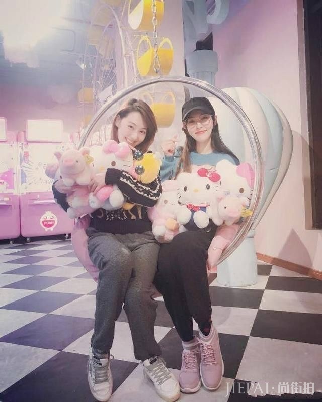 唐嫣变身大萝莉,气质爆棚!