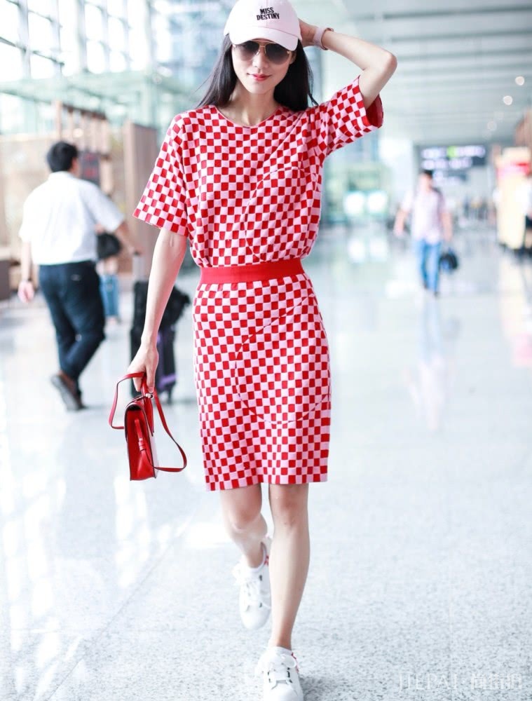 韩雪又美出新高度！一般人不敢这样穿