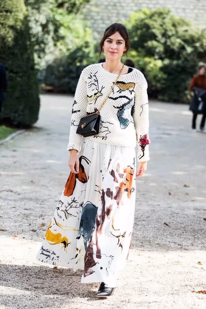 外套内搭的连衣裙有这些