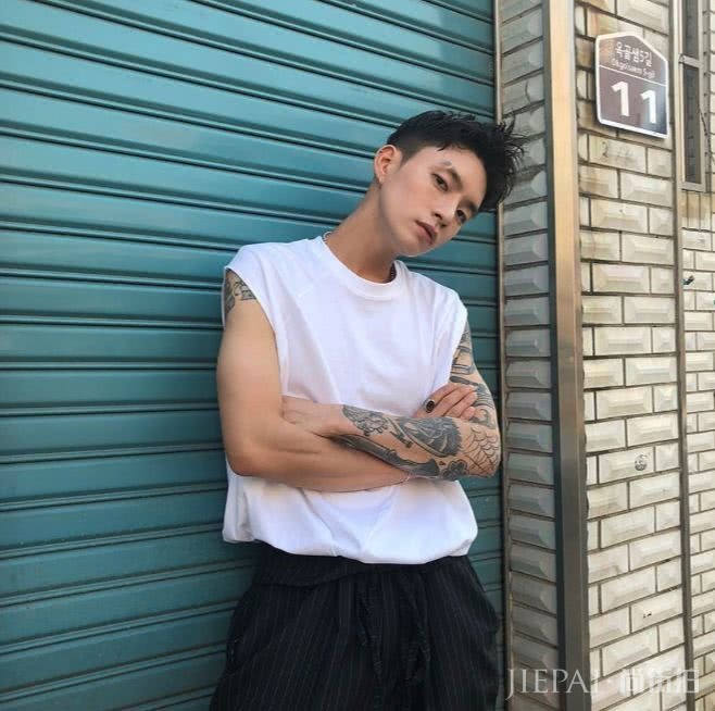 新衣配新发型，这几款男生发型，总有一款打动你