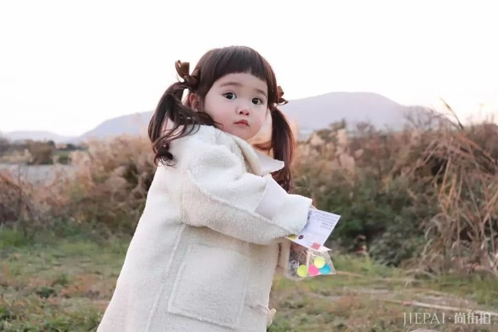 日本2岁博主仅半年Ins就圈粉无数，因为长的太可爱啦！