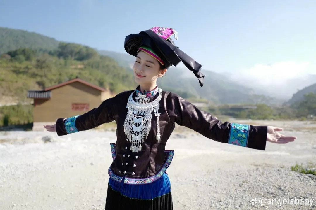 Angelababy出道早期便在日本模特圈混得顺风顺水