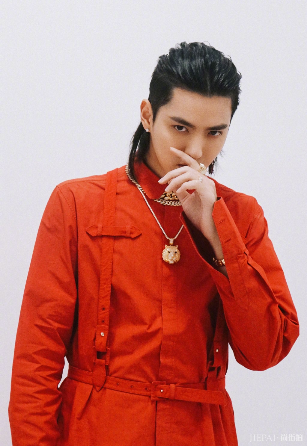 男星们的这些帅气发型，敢紧学起来