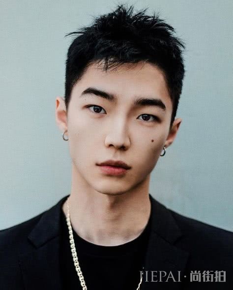 新衣配新发型，这几款男生发型，总有一款打动你