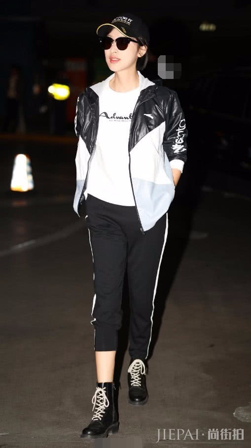 张俪将长裤扯成7分裤，另一条腿咋短了？