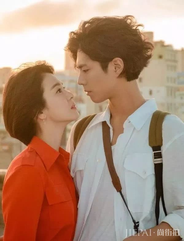 冻龄女神乔妹的保鲜秘密是减龄发型