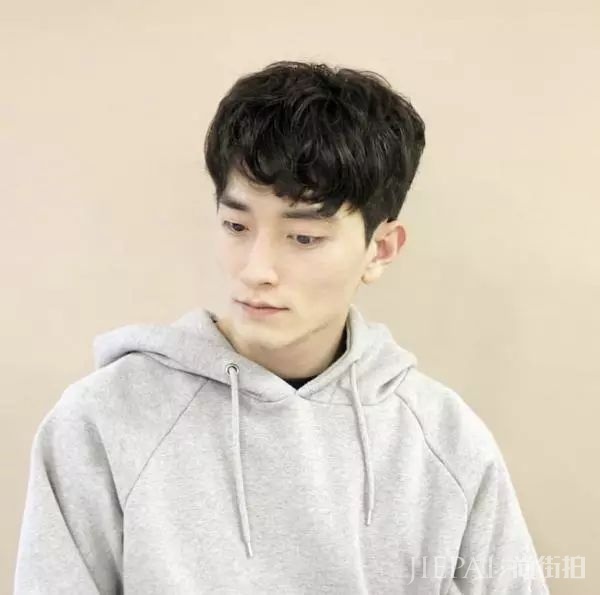 五款男生发型参考