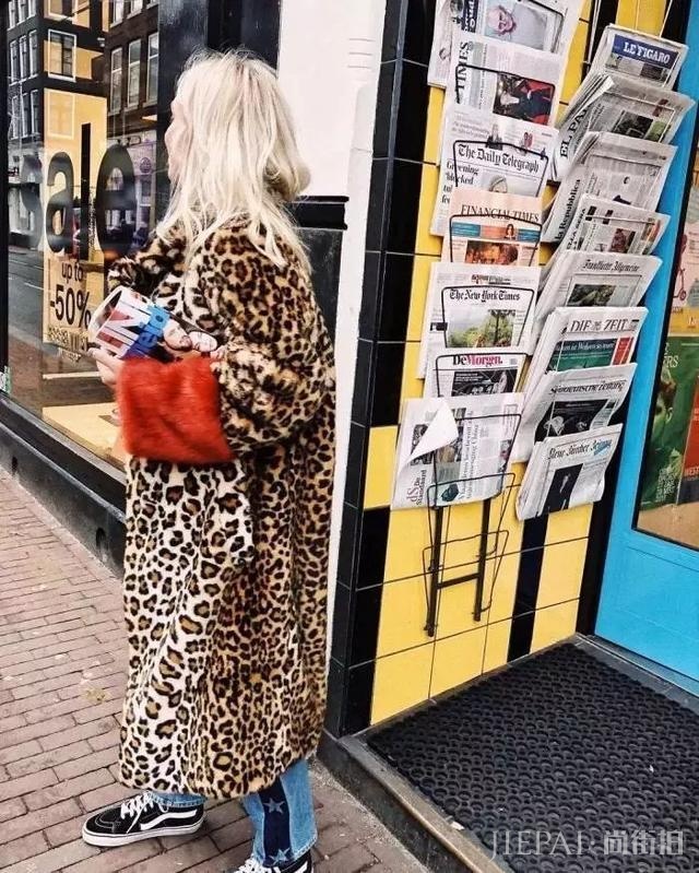 亚洲大妈专属豹纹今春这样最时尚,走向潮流前线!
