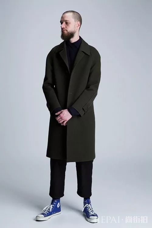 男生秋冬搭配，一定要带点"绿”