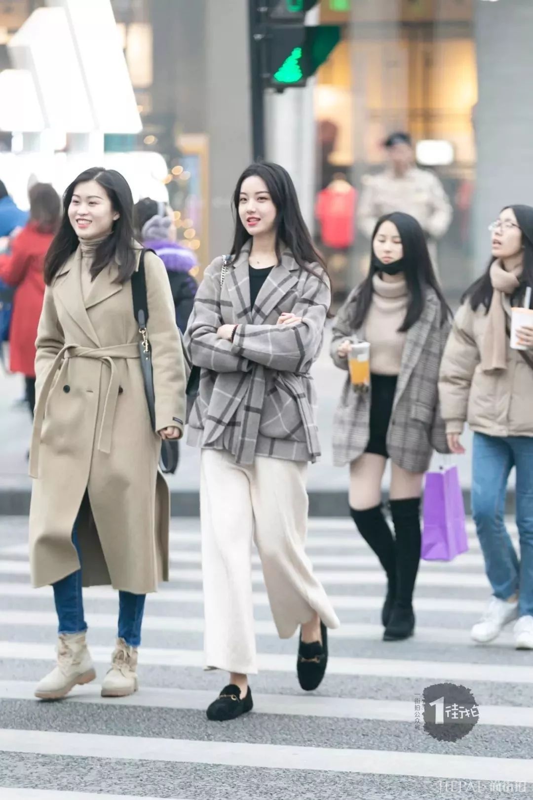 今年这么穿阔腿裤才最时髦 !