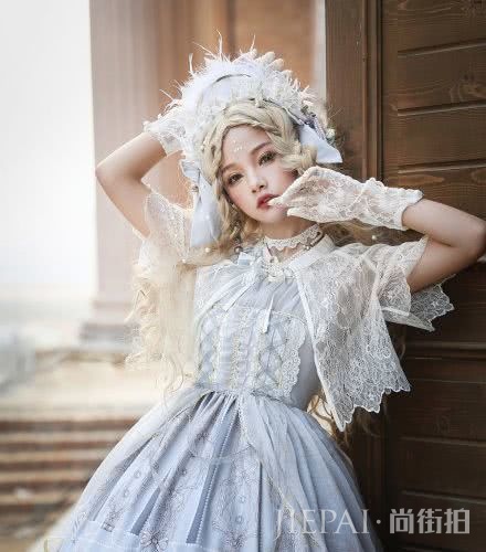 2019开年第一美日牌洛丽塔！模特居然是中国lo娘