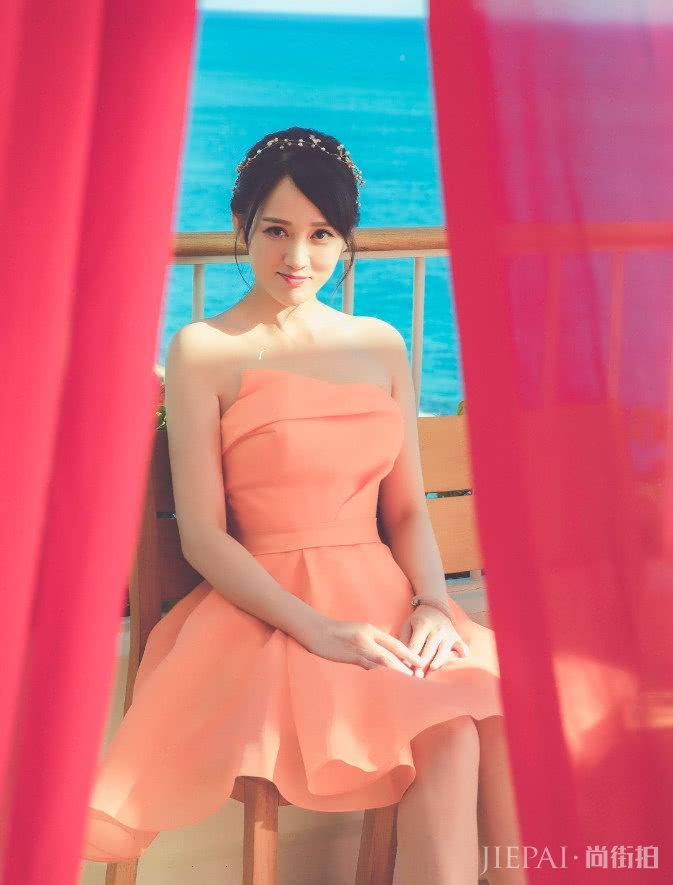 陈乔恩粉裙美回颜值巅峰，气质MAX