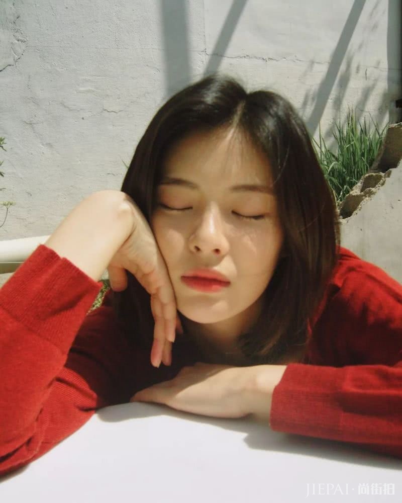 李光洙和李先彬恋情曝光，女神的终极斩男穿搭到底有何魔力？