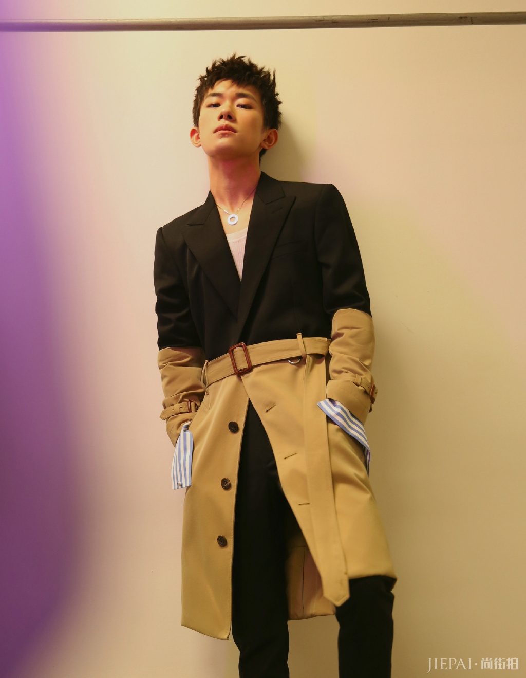 易烊千玺红绳西装流苏运动服,还有更炸场的吗?